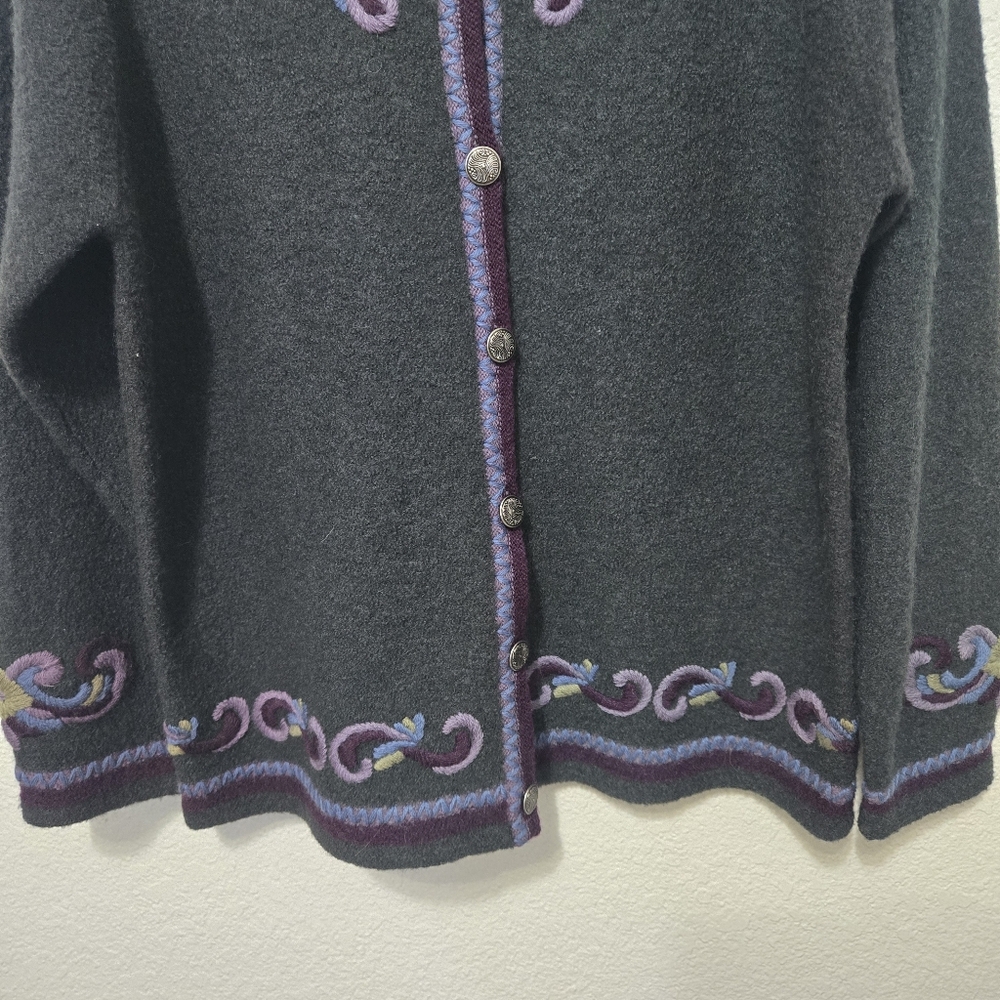 Vrikke Norwegian wool Cardigan sweater button up long sleeve green floral - Picture 2 of 8